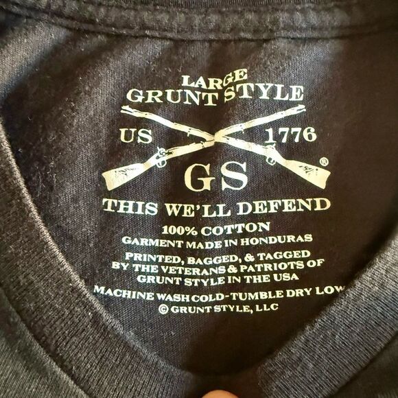 Do Grunt Style Black 'Crappie' Graphic Tee - Picture 2 of 7